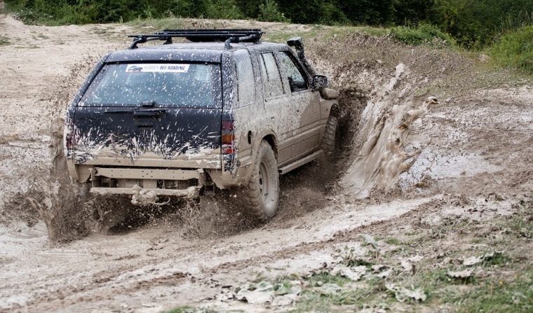 10 Pretty Basic Off-Roading Tips (And 10 No-Nos Guaranteed To Get People Stuck)