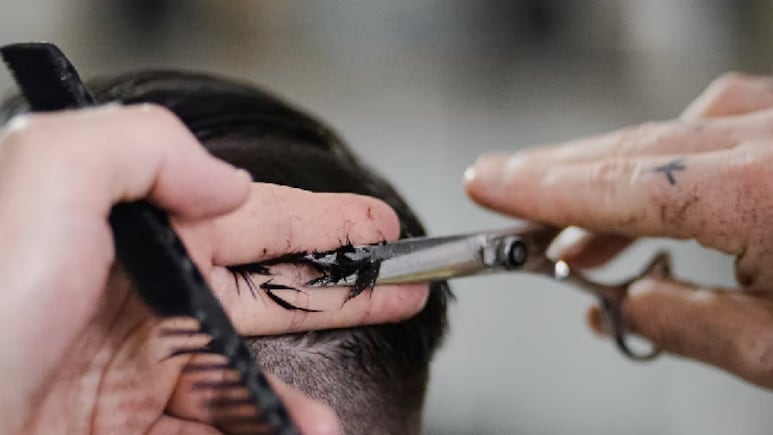 Navratri Rules: नवरात्रि में बाल क्यों नहीं कटवाने चाहिए? ये है वजह, आप भी रखें इस बात का ध्यान!