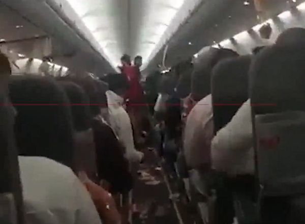 SpiceJet की उड़ान के दौरान Turbulence के कारण घायल हुए यात्री ने तोड़ा दम