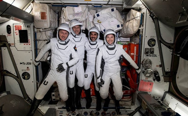 SpaceX Capsule Brings 4 Astronauts Home From 6-Month Mission