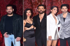 Salman Khan And Hrithik Roshan-Saba Azad Arrive In Style At Karan Johar's Birthday Party Salman Khan And Hrithik Roshan-Saba Azad Arrive In Style At Karan Johar's Birthday Party