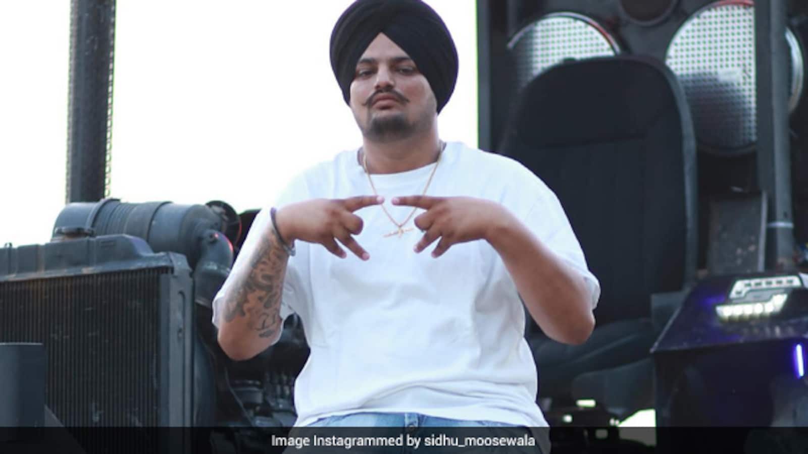 Viral Video: Sidhu Moose Wala Receives Tribute At New York's Times Square