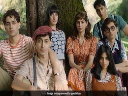 शाहरुख खान की बेटी सुहाना खान की फिल्म 'द आर्चीज' का सोशल मीडिया पर बना मजाक, ट्रेलर देख लोग बोले – सेल का विज्ञापन लग रहा है शाहरुख खान की बेटी सुहाना खान की फिल्म 'द आर्चीज' का सोशल मीडिया पर बना मजाक, ट्रेलर देख लोग बोले – सेल का विज्ञापन लग रहा है