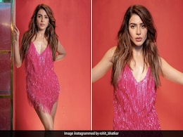 Samantha Ruth Prabhu Is A "Destiny's Child" In A Groovy Fringed Pink Dress Samantha Ruth Prabhu Is A "Destiny's Child" In A Groovy Fringed Pink Dress