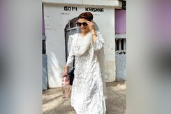 Jacqueline Fernandez Looks Alluring In An Ethnic Wear Jacqueline Fernandez Looks Alluring In An Ethnic Wear