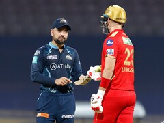 Viral: Rashid Khan Checks Livingstone's Bat After Monster 117m Six vs GT