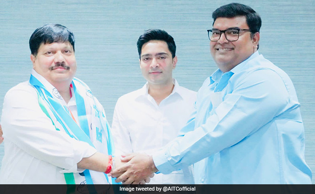 War Of Words In BJP's Bengal Unit After Leader Switches To Trinamool