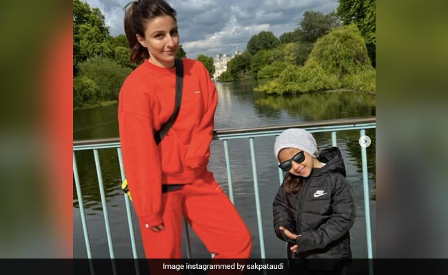 Soha Ali Khan And Inaaya Are Just Being "Tourists" In London. Shweta Bachchan Reacts