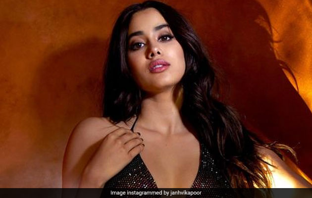 Janhvi Kapoor Is A Sight To Behold In A Thigh-High Slit Brown Sequin Dress. See Pics