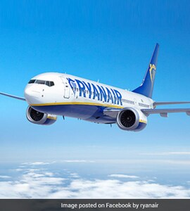Ryanair Passenger Removed For Vaping In Toilet, Delaying Flight