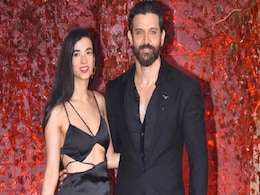 Hrithik Roshan Announces New Look After Making It Red Carpet Official With Saba Azad At Karan Johar's Party Hrithik Roshan Announces New Look After Making It Red Carpet Official With Saba Azad At Karan Johar's Party