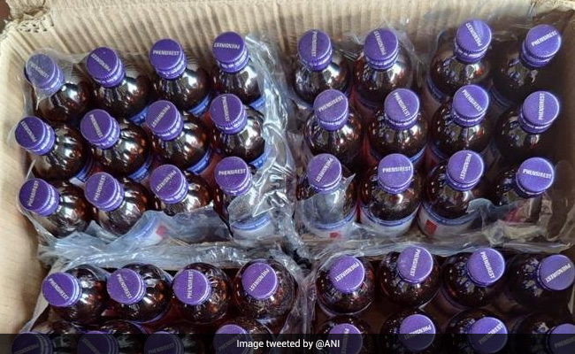 मुंबई : NCB ने ठाणे से प्रतिबंधित कफ सिरप की 8,640 बोतलें कीं बरामद, दो गिरफ्तार