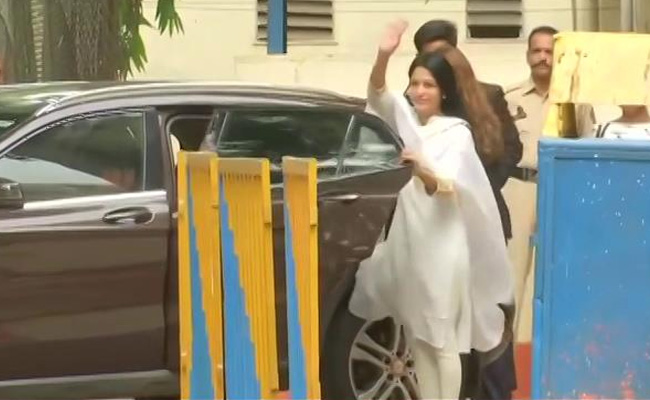 बेटी शीना की हत्‍या के आरोप में 2015 में गिरफ्तार हुईं इंद्राणी मुखर्जी जमानत पर रिहा