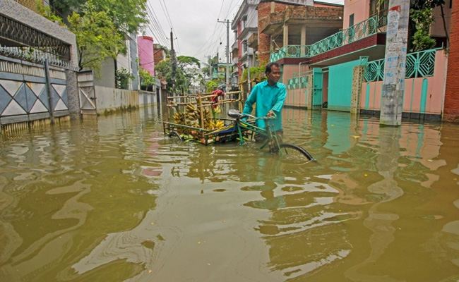 Bangladesh's Worst Floods In 20 Years Recede But Millions Marooned