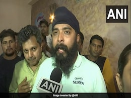 सियासी ड्रामे के बाद और मुखर हुए तजिंदर बग्गा, केजरीवाल के घर के सामने सिखों संग करेंगे प्रदर्शन सियासी ड्रामे के बाद और मुखर हुए तजिंदर बग्गा, केजरीवाल के घर के सामने सिखों संग करेंगे प्रदर्शन