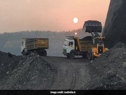 अभी थमा नहीं है बिजली संकट, 2015 के बाद पहली बार भारत करने जा रहा 'कोयला आयात' : रिपोर्ट अभी थमा नहीं है बिजली संकट, 2015 के बाद पहली बार भारत करने जा रहा 'कोयला आयात' : रिपोर्ट