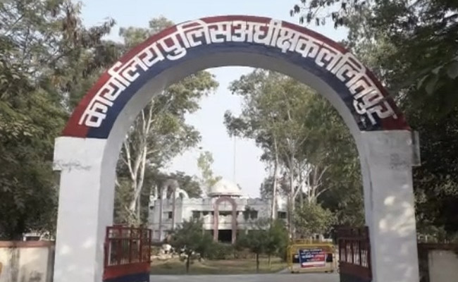 Days After Rape In UP Police Station, Now 2 Cops Suspended For Thrashing Maid