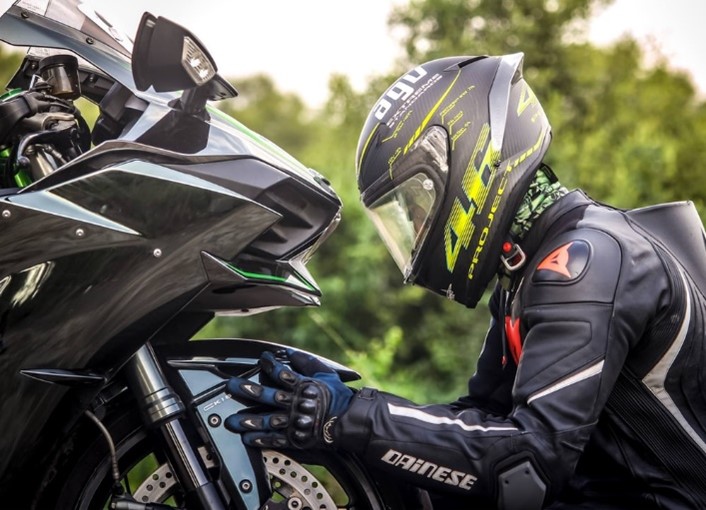 Why The Weight Of The Motorbike Matters When You're Buying