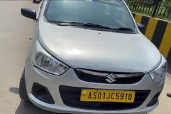 On Camera, Assam Uber Driver Tries To Ram Customer Over Payment Row On Camera, Assam Uber Driver Tries To Ram Customer Over Payment Row