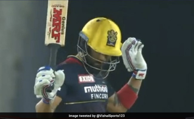 IPL खिताब जीतने का सपना टूटा लेकिन कोहली के 'स्पिरिट ऑफ क्रिकेट' ने फैन्स का दिल जीत लिया- Video