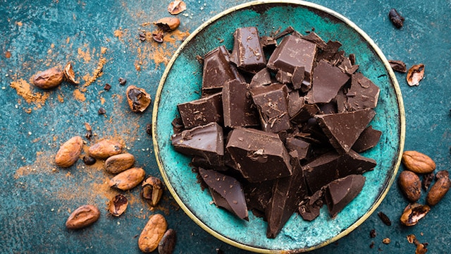 Dark chocolate is rich in iron and magnesium and is a great snack for when you're on periods