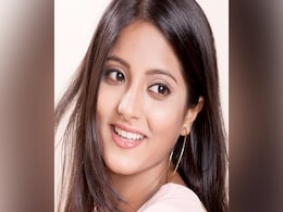 अभिनेत्री उल्का गुप्ता ने 4 साल बाद स्टार प्लस के शो 'बन्नी चाउ होम डिलीवरी' के साथ की धमाकेदार वापसी अभिनेत्री उल्का गुप्ता ने 4 साल बाद स्टार प्लस के शो 'बन्नी चाउ होम डिलीवरी' के साथ की धमाकेदार वापसी