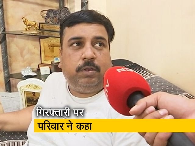 "10-15 दिन पहले भी आई थी पंजाब पुलिस": तेजिंदर बग्‍गा के परिवार ने बताई गिरफ्तारी की कहानी 