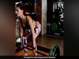 Disha Patani और विद्या मालवडे के जिम वर्कआउट को देखकर आप भी नहीं हटा पाएंगे नजर, फिटनेस रूटीन से लें इंस्पिरेशन Disha Patani और विद्या मालवडे के जिम वर्कआउट को देखकर आप भी नहीं हटा पाएंगे नजर, फिटनेस रूटीन से लें इंस्पिरेशन