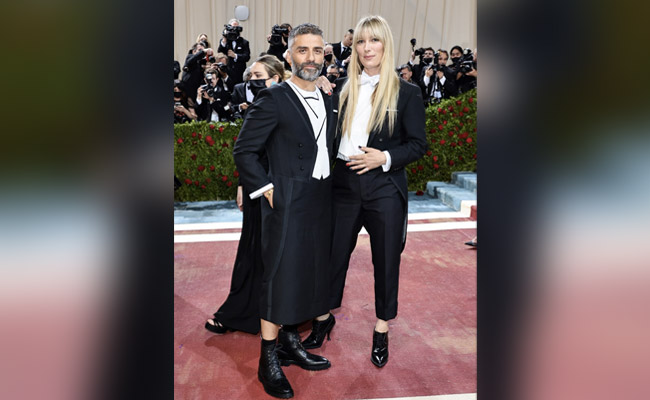 Met Gala 2022: Moon Knight Star Oscar Isaac Wore A Dress, His Wife Showed Up In A Suit. Twitter Loves It