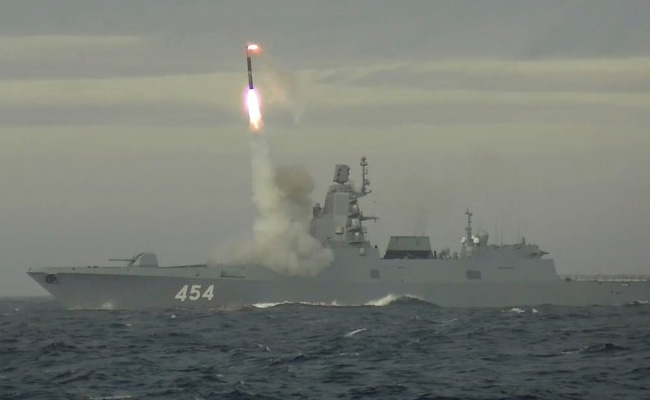 Russia Fires "Invincible" Hypersonic Missile, Hits Target 1,000 Km Away