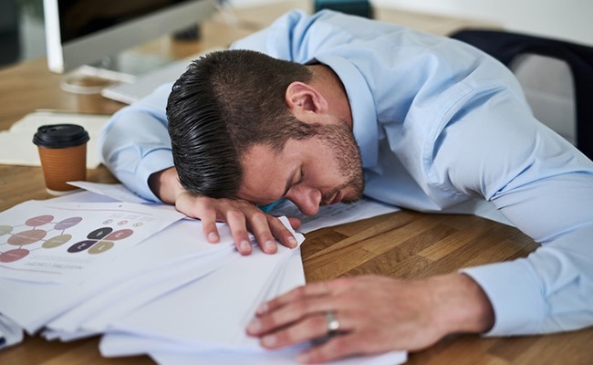Lack of proper sleep can lead to hyperpigmentation