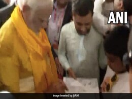 Watch: Boy's Sketch Of Buddha And PM Modi Gets A Special Autograph Watch: Boy's Sketch Of Buddha And PM Modi Gets A Special Autograph