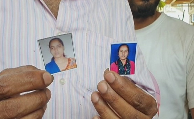 Anger, Confusion As Delhi Fire Victims' Families Struggle To Find Bodies