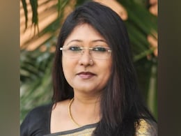 JMM MP Mahua Maji Injured In Road Accident While Returning From Maha Kumbh JMM MP Mahua Maji Injured In Road Accident While Returning From Maha Kumbh