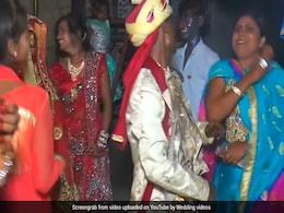 जीजा साली ने विदाई में किया ऐसा ताबड़तोड़ डांस की खिसिया गई दुल्हन, फिर ऐसा लिया बदला की याद रहेगा सात जन्म तक जीजा साली ने विदाई में किया ऐसा ताबड़तोड़ डांस की खिसिया गई दुल्हन, फिर ऐसा लिया बदला की याद रहेगा सात जन्म तक