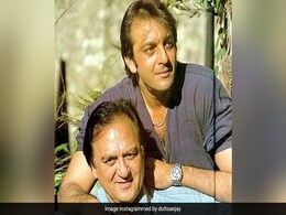 पिता सुनील दत्त को याद कर इमोशनल हुए संजय दत्त, कहा- 'आज मैं जो कुछ भी हूं, आपकी बदौलत हूं' पिता सुनील दत्त को याद कर इमोशनल हुए संजय दत्त, कहा- 'आज मैं जो कुछ भी हूं, आपकी बदौलत हूं'