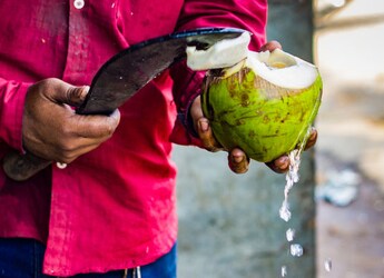Here's How You Can Select Healthier Options For Drinks While Vacationing Here's How You Can Select Healthier Options For Drinks While Vacationing