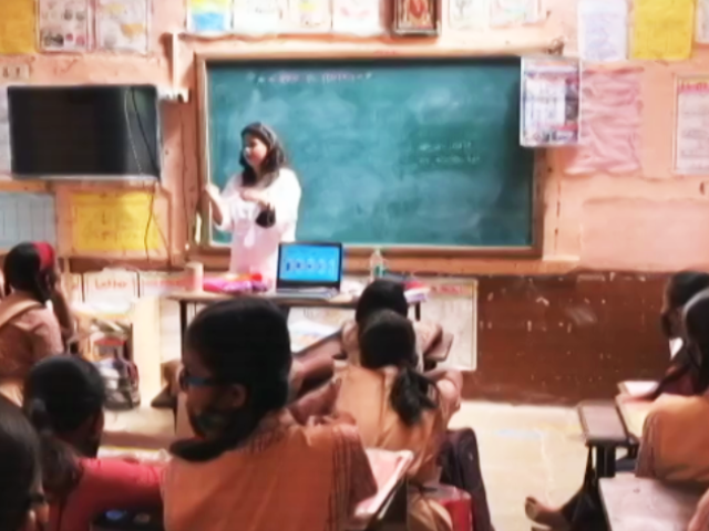 Humjoli Foundation Breaks Menstrual Taboos