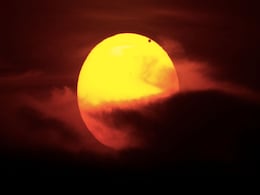 Shukra grah gochar 2022 : शुक्र ग्रह का इस राशि में होगा गोचर, 9 दिन में पलट जाएगी 3 राशियों की किस्मत Shukra grah gochar 2022 : शुक्र ग्रह का इस राशि में होगा गोचर, 9 दिन में पलट जाएगी 3 राशियों की किस्मत