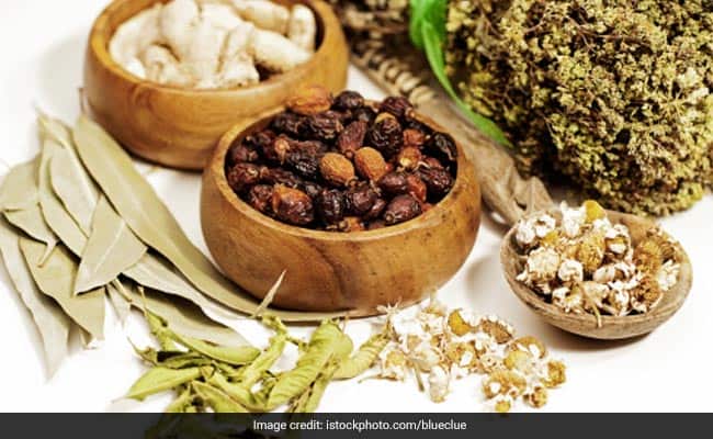 Inflammation: 5 Anti-Inflammatory Herbs To Add To Your Diet