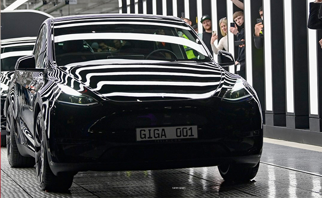 Elon Musk's Office Ultimatum To Tesla Staff Gets Cold Response In Germany