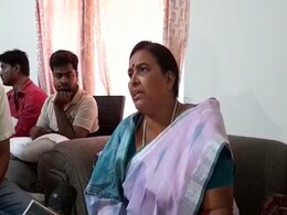 अग्निपथ योजना का विरोध कर रहे उग्र छात्रों ने  BJP विधायक अरुणा देवी पर किया हमला, बाल-बाल बचींं जान अग्निपथ योजना का विरोध कर रहे उग्र छात्रों ने  BJP विधायक अरुणा देवी पर किया हमला, बाल-बाल बचींं जान