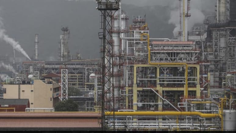 स्ट्रेट ऑफ होर्मुज बना नया 'ट्रिगर पॉइंट', भारत के लिए ऐसे बिगड़ रहा कच्चे तेल का गणित