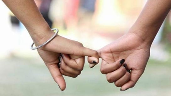 National Best Friend Day 2022: अपने दोस्त को भेजिये ये प्यारभरे संदेश और कह दीजिए तेरे जैसा यार कहां! | National Best Friend Day 2022: Friendship wishes for best friends, friendship quotes,