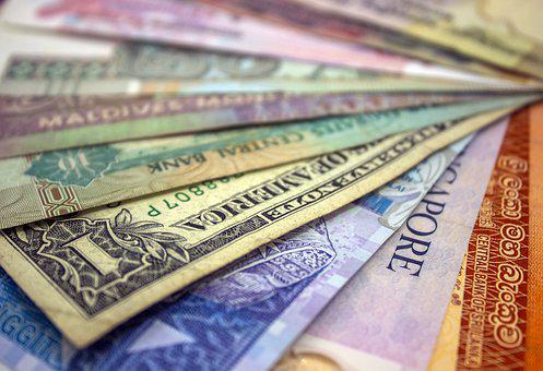 Forex Reserves Fall As Rupee Hits New All-Time Lows Repeatedly