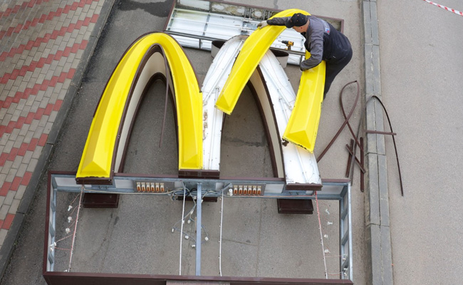 Goodbye Golden Arches: Rebranded Mcdonald's To Reopen In Russia