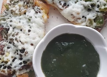 Watch: How To Make Cafe-Style Chilli Cheese Toast For Quick Meal Watch: How To Make Cafe-Style Chilli Cheese Toast For Quick Meal