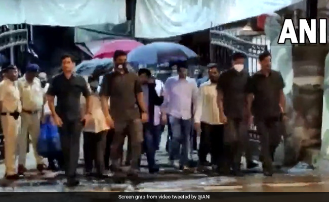 Aaditya Thackeray Stepped Out At Midnight. This Happened Next