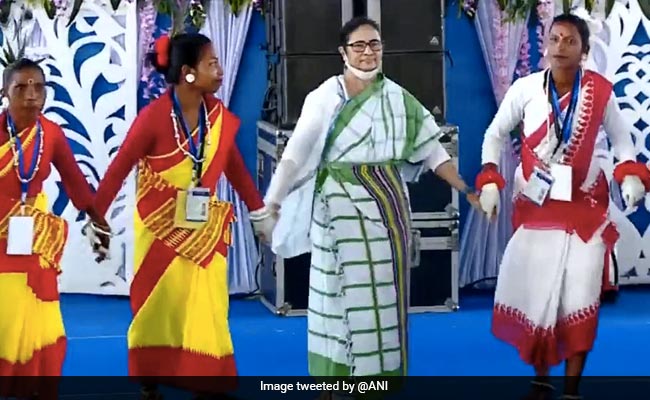 Watch: Mamata Banerjee Dances With Tribal Women At Mass Wedding Ceremony