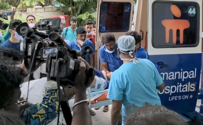 कन्नड़ अभिनेता दिग्नाथ गोवा में बैकफ्लिप के दौरान बुरी तरह घायल, इलाज के लिए लाया गया बैंगलोर 